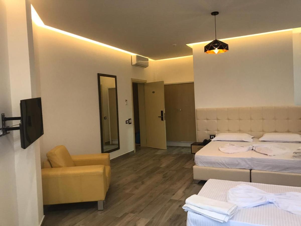 Mille Amici Hotel Shëngjin Εξωτερικό φωτογραφία